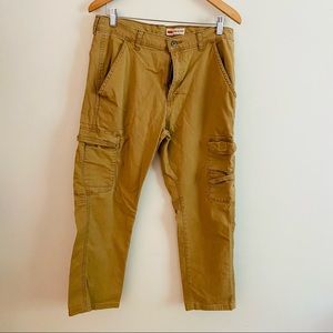 Wrangler cargo pants size 33 waist 30 length